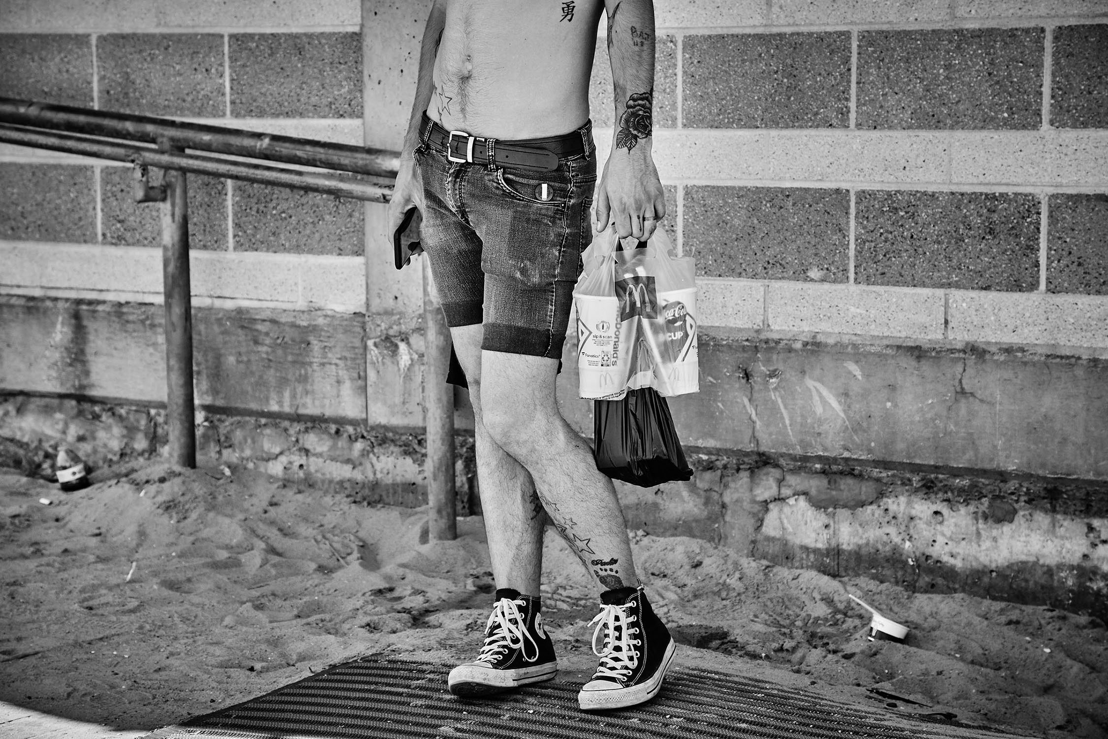 Converse at the Beach, NY