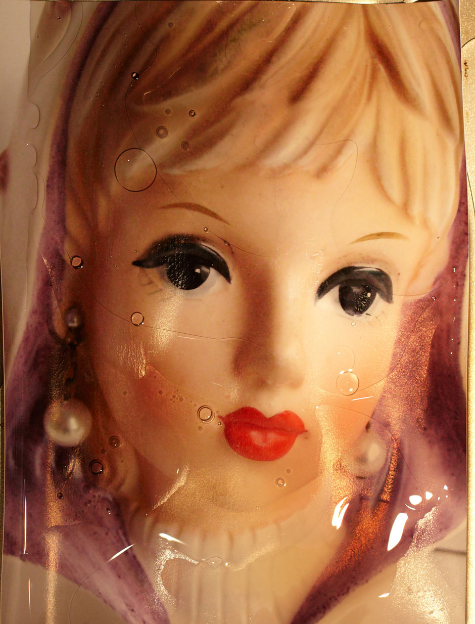 Disappearing-Lady-Heads-01X.jpg